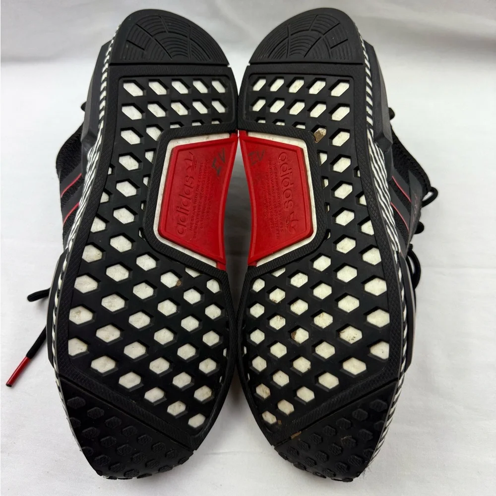 Adidas NMD_R1 V2 'Dazzle Camo Black Men's Shoes size 6.5